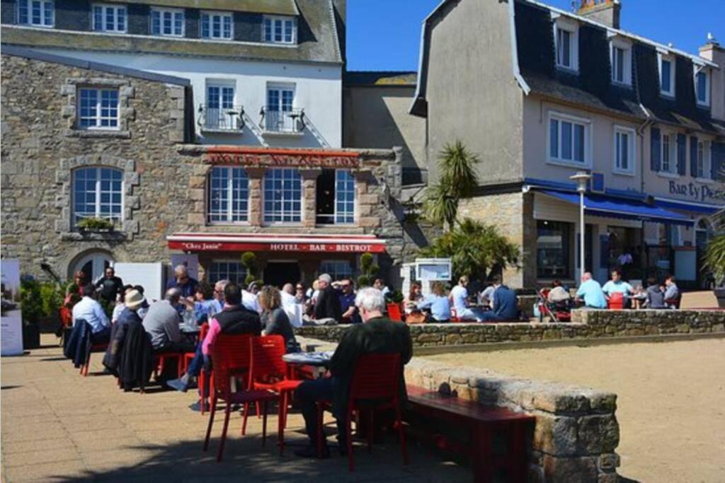 Kermaravel, Le Petit Manoir En Bord De Mer. Сен-Поль-де-Леон Екстер'єр фото